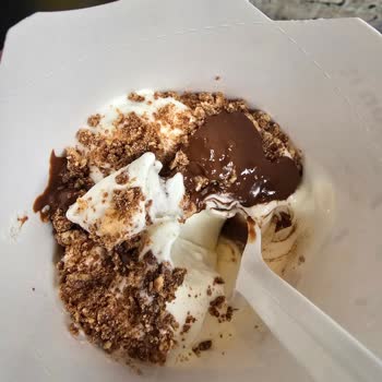 McDonald's Mcflurry Kitkat Sunumu Görselle Alakasız Ve Yanıltıcı!