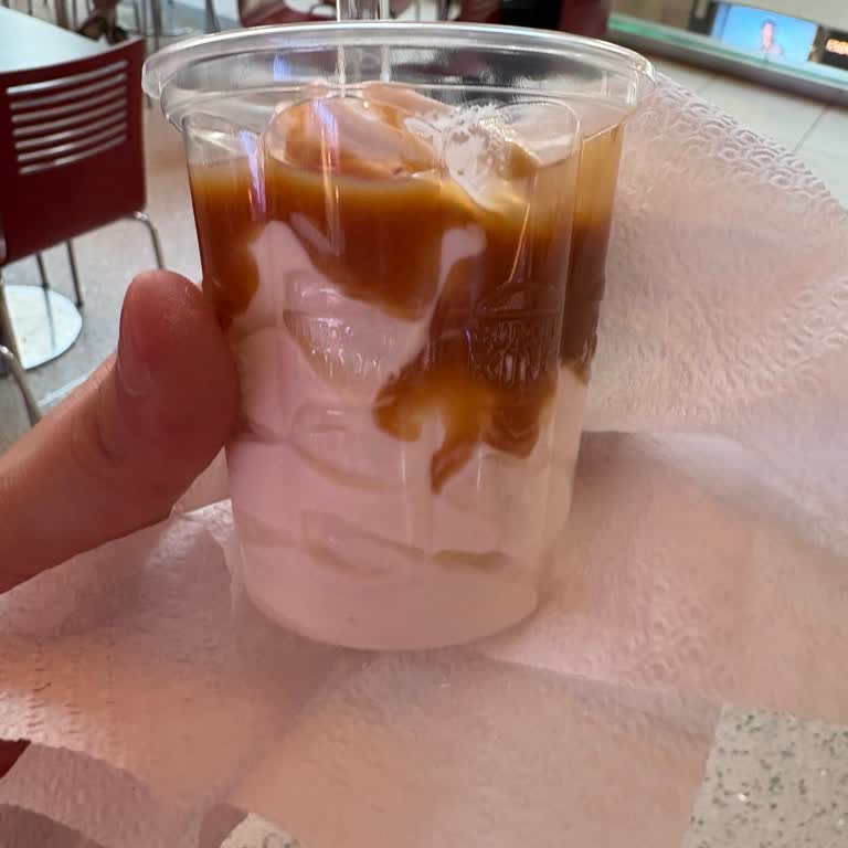 Burger King Korupark Şubesinde Hijyen Ve Dondurma Sorunu