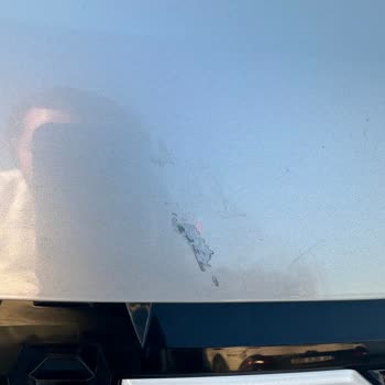 Serviste Oluşan Kaput Çizikleri Ve Yetersiz Çözüm Teklifi