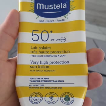 Mustela Güneş Kremi Ve Nemlendirici Ciltte Yanık Ve Reaksiyona Sebep Oldu