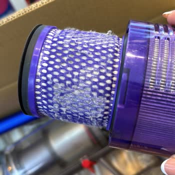 I Paid for Dyson V11 Absolute Service But Got Back a Damaged and Unclean Unit