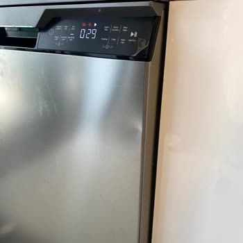 Teslimat Ve Servis Sorunu: Hasarlı Ürün, İlgisiz Hizmet