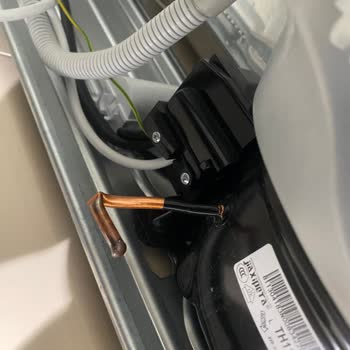 Yeni Alınan Buzdolabında Motor Arızası Ve Servis Çözümünde Sorun