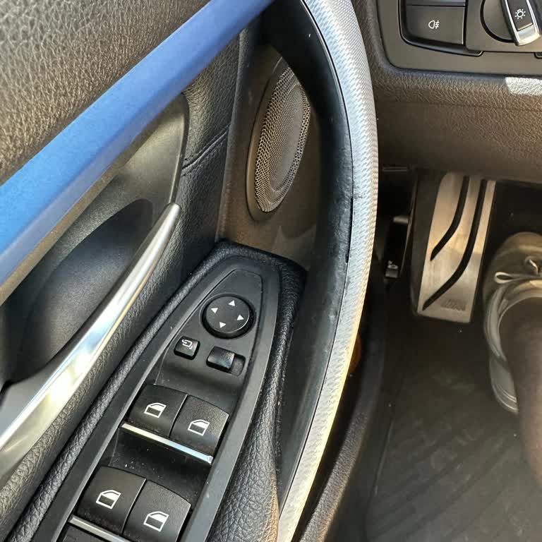 BMW 3.20i Kapı Kollarında Erime Ve Yapışma Sorunu