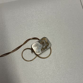 Aldığım 'Çelik' Kolye Hızla Karardı, Satıcıdan Hiçbir Destek Alamadım