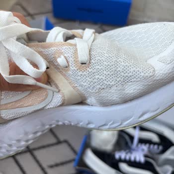 Ayakkabı Temizlik Ve Tamirat Hizmetinden Memnun Kalmadım