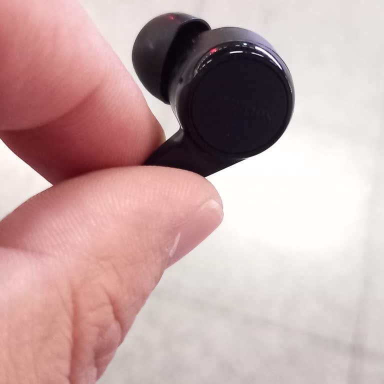 Philips TAT1207 Kulaklığın Sol Tarafında Şarj Ve Ses Sorunu