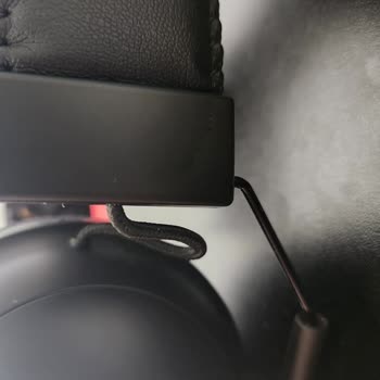 Garantili Kulaklıkta Plastik Çatlağına Ücretli Değişim Teklifi Mağduriyeti