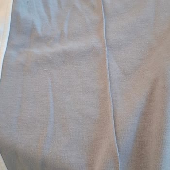 Yeni Alınan Pantolon İlk Kullanımda Tüylendi Fatura Bulunamıyor