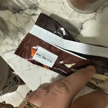 A101'den Alınan Dondurma Bozuk Çıktı