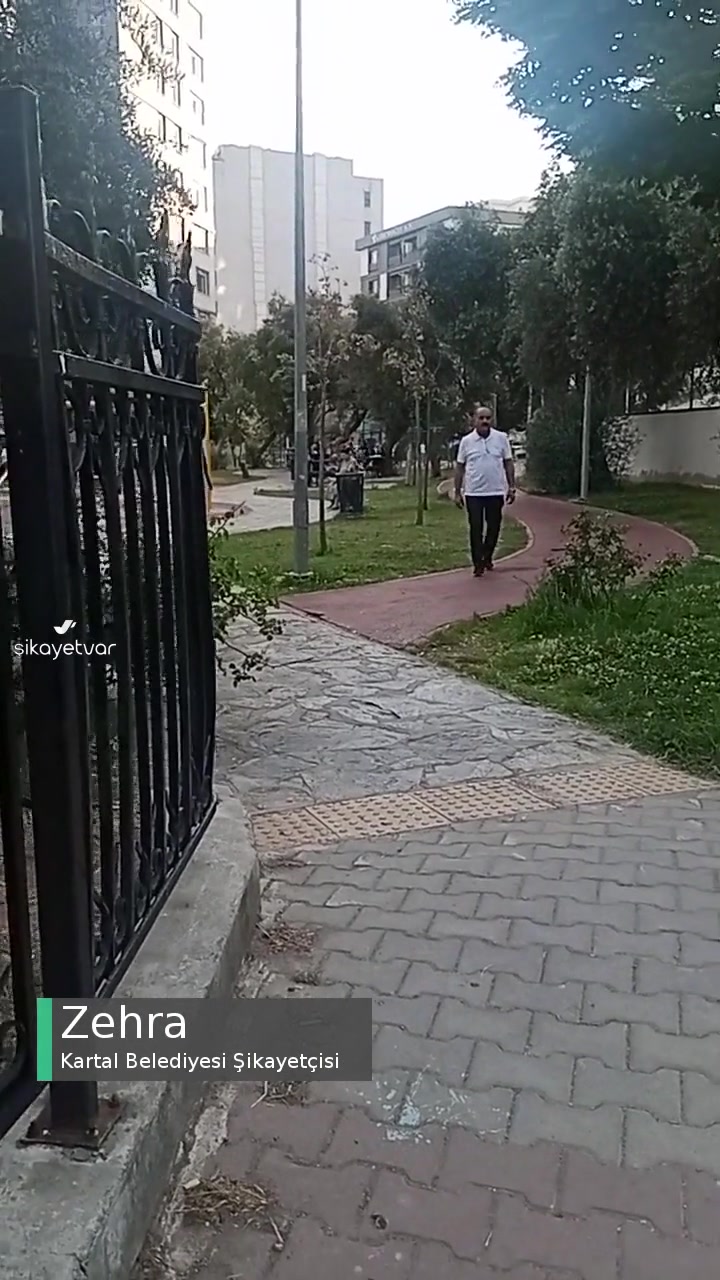 Kartal Belediyesi Çocuk Parkına Motosiklet Girişini Engelleyen Kapı İstiyoruz videonun kapak resmi