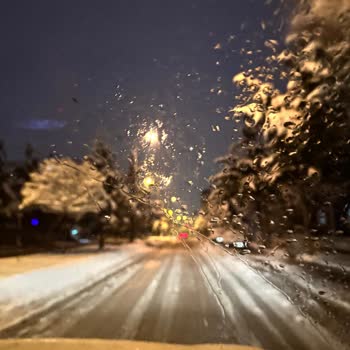 Cam Balkonlarda Buhar, Leke Ve Ses Sorunlarıyla Baş Edemiyoruz