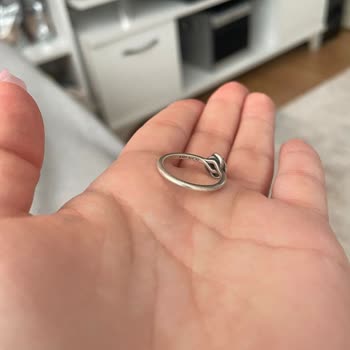 Pandora'dan Aldığım Yüzük Karardı, Mağaza İlgisiz Davrandı