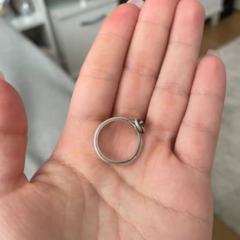 Pandora'dan Aldığım Yüzük Karardı, Mağaza İlgisiz Davrandı