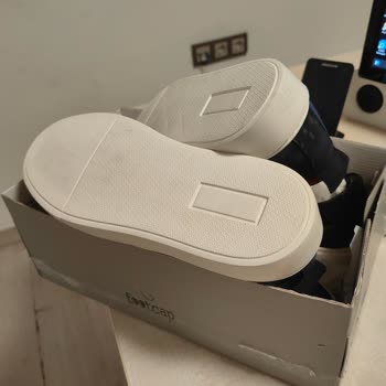 Gardrops Üzerinden Sahte Ayakkabı Ve Müşteri Mağduriyeti