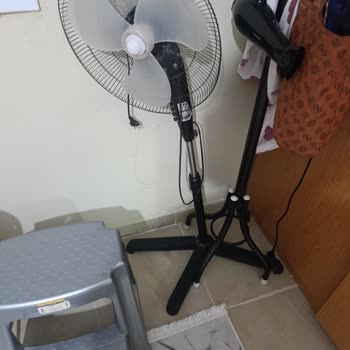 Kumtel Vantilatörün Kırık Ayağı Kullanımı Zorlaştırıyor