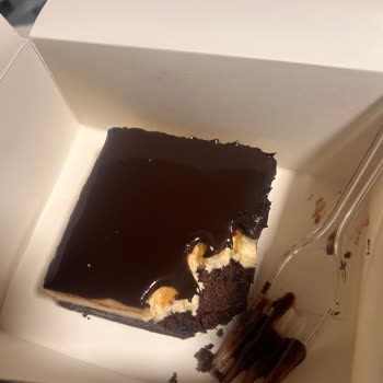 Bozuk Cheesecake Gönderimi Ve Yetersiz Çözüm