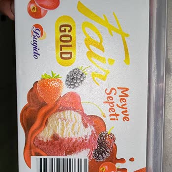 Dondurma Ürününün İçinden Cam Parçası Çıktı, Büyük Güvenlik Riski!