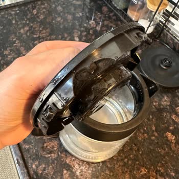 Kettle Tamir Sonrası Kapağı Kırık Ve Değişim Yapılmadı