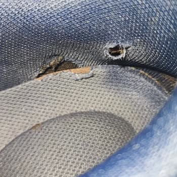 Kısa Sürede Yıpranan Lescon Ayakkabı Ve Yetersiz Destek