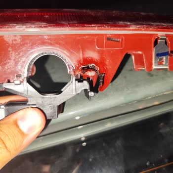 Yeni Aracımda Güvenlik Açığı: Stop Lambası Eridi!