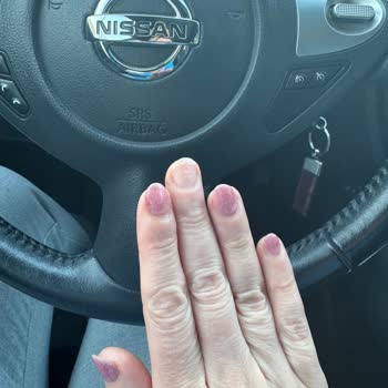 Gratis Adana Şubesinde Kalıcı Oje Ve Hizmet Sorunu