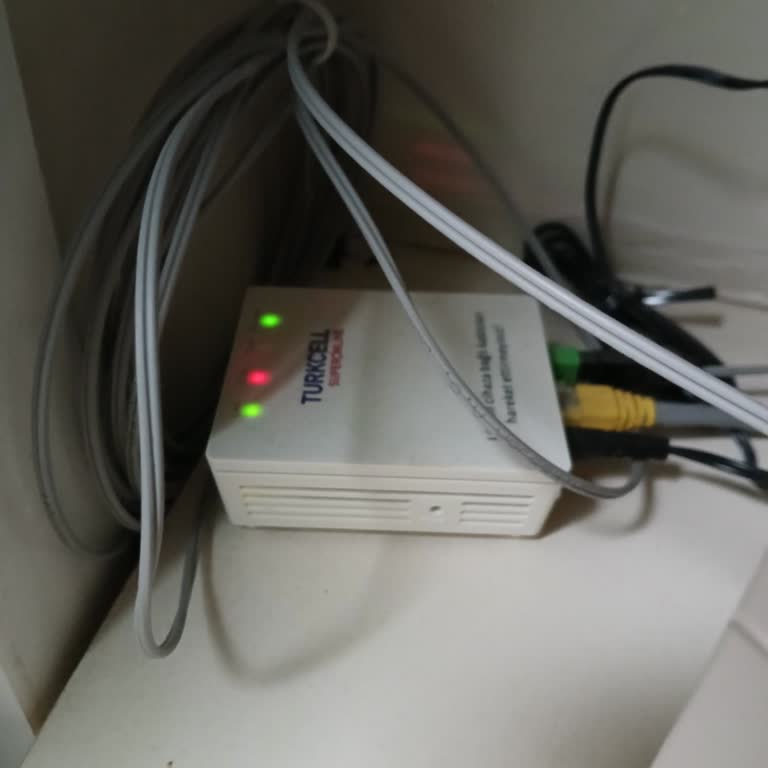 Superonline İstanbul'un Merkezinde Sürekli İnternet Kesintisi Ve Yetersiz Hizmet