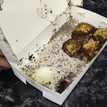 Küflü Profiterol Ve Dağılmış Baklava Sonrası Yetersiz İade Süreci