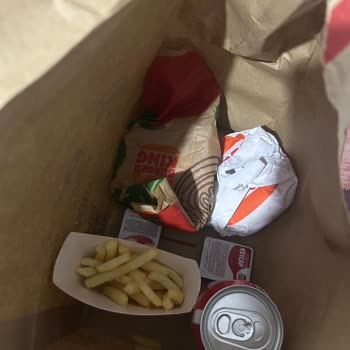 Burger King Siparişlerinde Sürekli Yaşanan Sorunlar