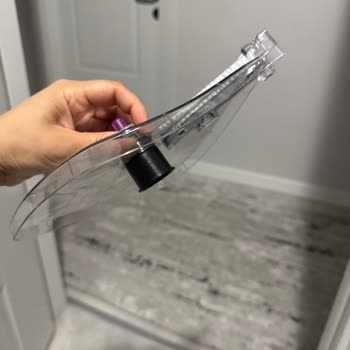 Parex Wondero Ürünü Köşeleri Temizlemiyor Ve Kapak Yamuldu