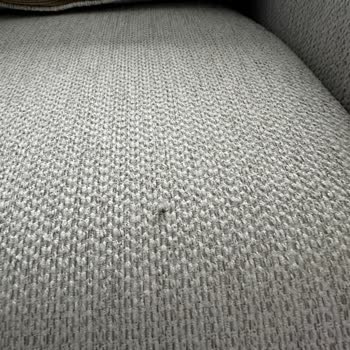 Kullanılmamış Evde Teslim Edilen Koltukta Kumaş Hatası Ve Haksız Kullanıcı Hatası İddiası