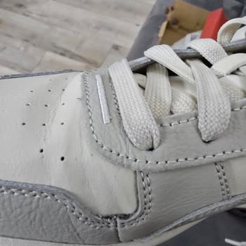 Sipariş Ettiğim Ayakkabı Yırtık Ve Giyilmiş Şekilde Gönderildi