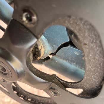 3 Yıllık Elektrikli Bisikletin Kadrosu Kırıldı, Garanti Kapsamı Dışında Bırakıldı