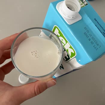 Laktozsuz Sütün Rengi Pembe Bej Çıktı İçeriği Sorguluyorum