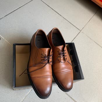 Aldığım Ayakkabı Hem Renk Verdi Hem Ayağımı Rahatsız Etti, Şikayetim Çözülmedi