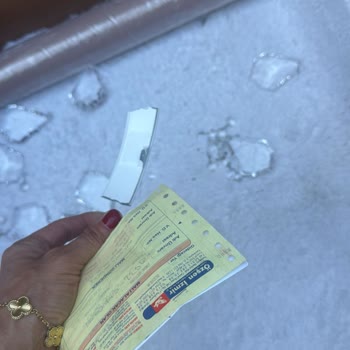 Kırılan Eşyalar Ve İletişimsizlik Nedeniyle Mağduriyet Yaşıyorum