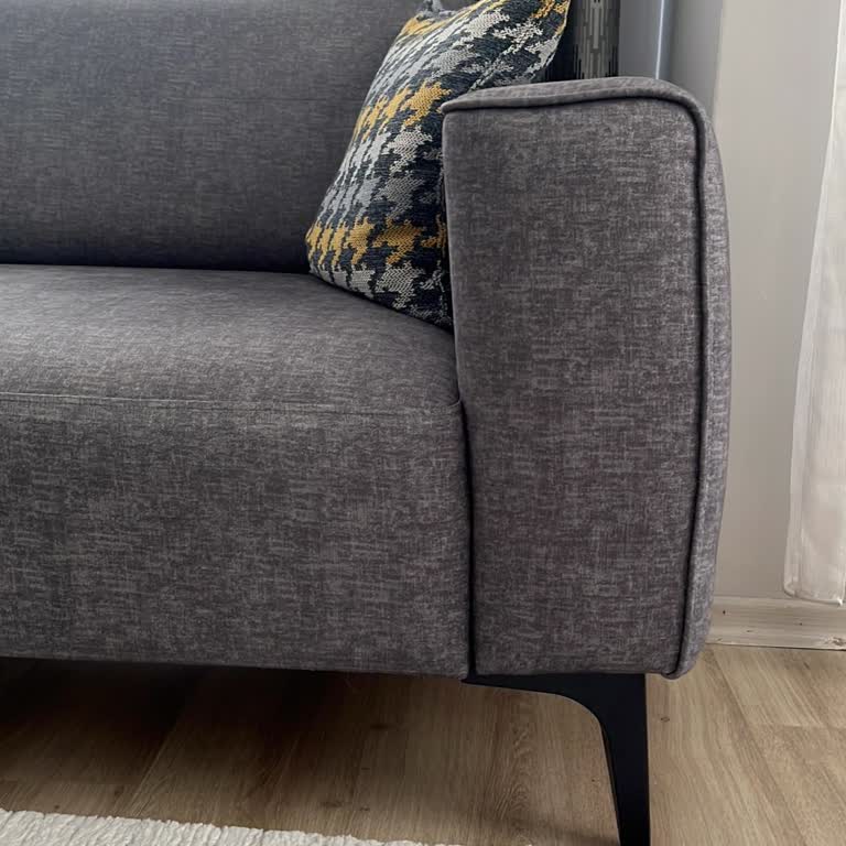 Kelebek Mobilya'dan Aldığım Koltukta Sürekli Arıza Ve Değişim Talebime Yanıt Alamıyorum