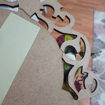 Tasarim_melekleri (10. Yıl) Ürünün Kenarı Kırık Çıktı