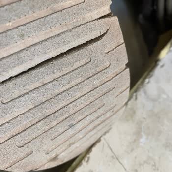 Yeni Alınan Sandalet 2 Haftada Parçalandı