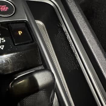 I Report Dashboard Deformation on My 2024 Cupra Formentor While Parked