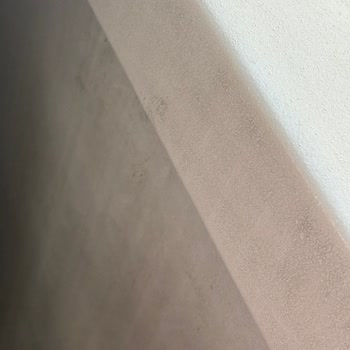 Trende Temizlik Sorunu: Kirli Camlar Ve Pis Ortam