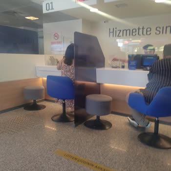 Şirinevler Şubesi'nde İşlemler Neden Bu Kadar Yavaş?