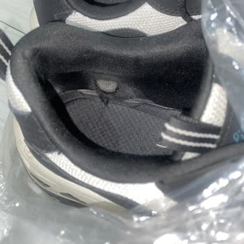 Skechers Ayakkabıda İç Taban Ve Astar Sorununa Çözüm Bekliyorum