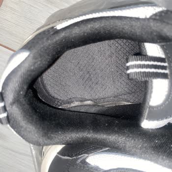 Skechers Ayakkabıda İç Taban Ve Astar Sorununa Çözüm Bekliyorum