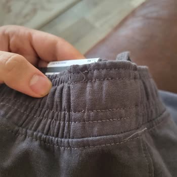 Sıfır Üründe Dikiş Patlağı Ve Değersiz Hissetmek