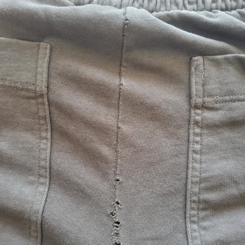 Sıfır Üründe Dikiş Patlağı Ve Değersiz Hissetmek