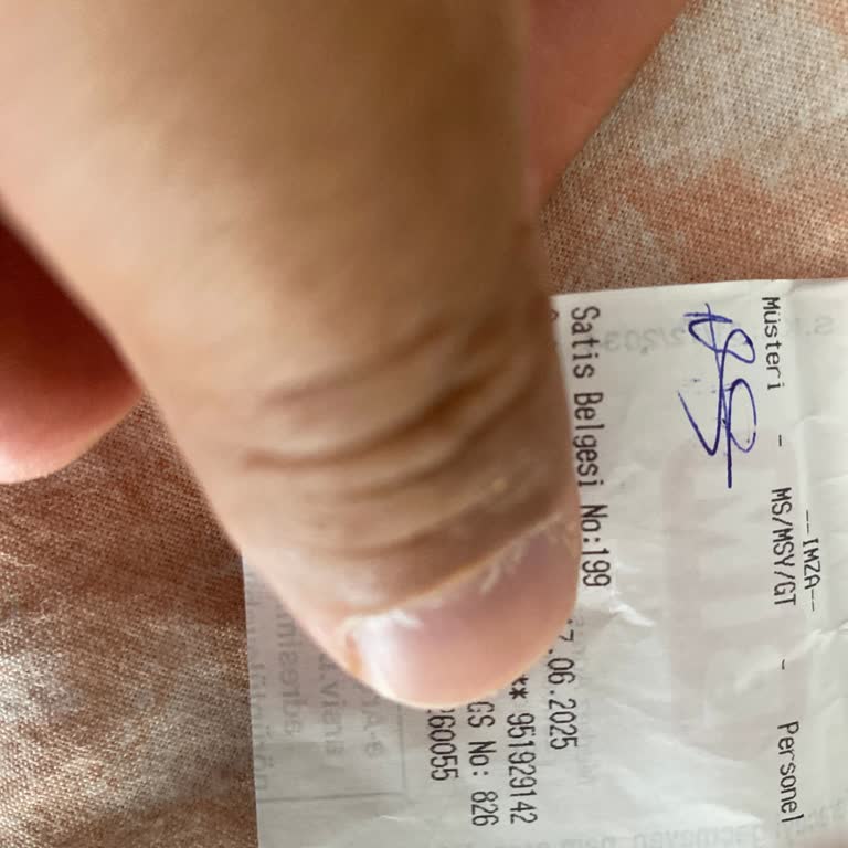 BİM'de İade Edilen Paranın 3 Haftadır Yatırılmaması Ve İlgisiz Çalışanlar