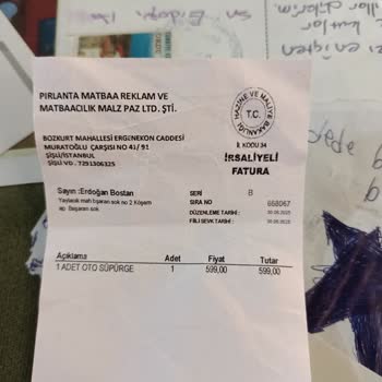 Görseldeki Ürünle Alakasız Araç Süpürgesi Gönderildi