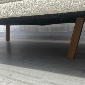 Ekstra Ücretler Ve Çöken Koltuklara Karşı İlgisiz Müşteri Hizmeti