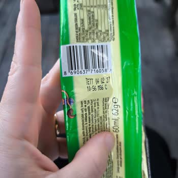 Aldığım Algida Max Buz Parmakta Limon Özü Yoktu Çocuk Çok Üzüldü